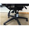 Image 2 : GLOBAL ERGONOMIC MULTI-LEVER EXECUTIVE TASK CHAIR