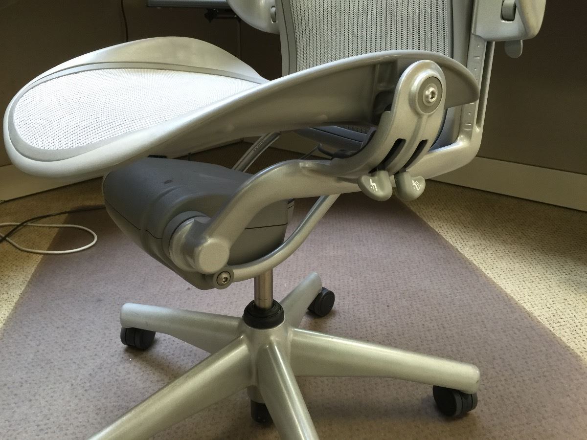 Herman miller aeron ergonomic Outlet