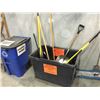 Image 2 : LOT OF VACUUMS AND WAREHOUSE SUPPLIES