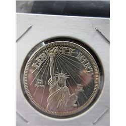 Statue of Liberty 1985 Round