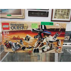 Lego "Pharaoh's Quest" 527 Piece set in box