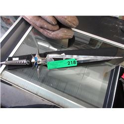 New dagger with sheath