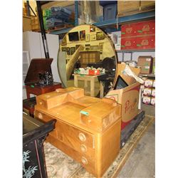 Vintage vanity dresser with mirror