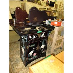 Black lacquer bird motif altar table