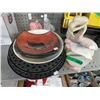 Image 1 : 9 African themed stone plates, bowls & ornaments