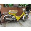 Image 1 : 1965 Suzuki 50cc Motorcycle - Yellow