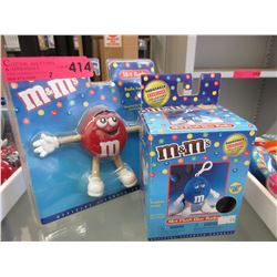 2 M&M's mini radio