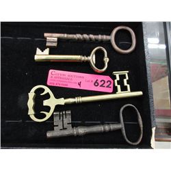 4 Large brass keys