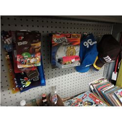 10 M&M's collectibles
