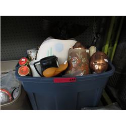 Tote of decorative & household goods - used