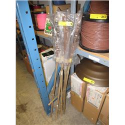 7 New decorative straw brooms