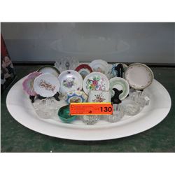20 Miniature plates & salt cellers