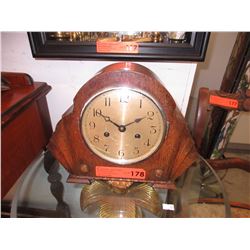 Vintage wood mantle clock