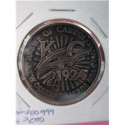 New Orleans Mardi Gras motif Silver Art Round