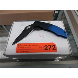 12 New folding knives
