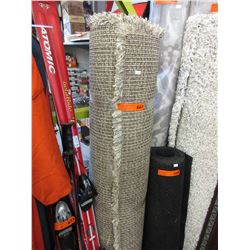 Used 5' x 7' shag carpet