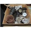 Image 1 : BOX LOT MISC GAUGES, FILTERS, CYLINDERS