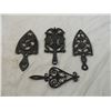 Image 2 : LOT 4 ANTIQUE CAST IRON TRIVETS