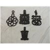 Image 1 : LOT 4 ANTIQUE CAST IRON TRIVETS