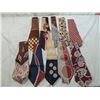 Image 2 : LOT 10 VINTAGE MENS NECK TIES