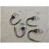 Image 2 : LOT 4 GLASS & SILVERTONE CURTAIN TIE BACK