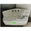 Image 1 : BATHROOM VANITY SINK PORCELAIN