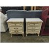 Image 2 : PAIR VINTAGE NIGHT STANDS W/ DRAWERS