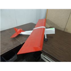 REMOTE CONTROL AIRPLANE 33 X 49