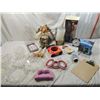 Image 1 : BOX LOT ASSORTED HOME DECOR & ITEMS