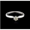 Image 1 : 14KT White Gold 0.33ct Round Cut Diamond Solitaire Ring