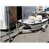 Image 1 : 2002 Basstender 9.4' Tri-Hull Boat