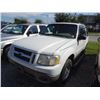 Image 1 : 2001 Ford Explorer Sport 3-Dr. 4 x 4 SUV