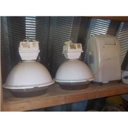 2PC KEEN LIGHT FIXTURES & DEHUMIFIRE