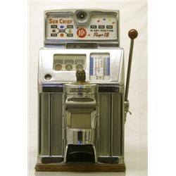 Automat Jennings, 1950-tal, 10 cent. SEK 6.000-8.000 Ytterligare cirka 50 rop med utrop under SEK...