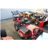 Image 2 : FERRIS RIDE ON LAWN MOWER