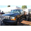 Image 1 : 2001 FORD F-450 XL, DUMP TRUCK, GREEN, VIN # 1GFDXW46SX1EC58393