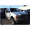 Image 2 : 2001 FORD F-350 XL SUPER DUTY, 4 DOOR FLATDECK, GREY, VIN # 1FTSW31S91EA23242