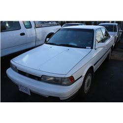 1990 TOYOTA CAMRY LE, 4 DOOR SEDAN, WHITE, VIN # JT2VV22F8L0116760