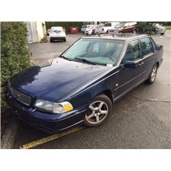 1999 VOLVO S70, 4 DOOR SEDAN, BLUE, VIN # YV1LS55A2X2614496