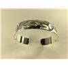 Image 2 : JOE DESCOTEAUX, FIRST NATION 1/2" STERLING SILVER BRACELET