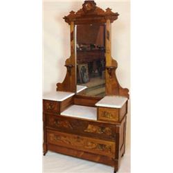 Beautiful walnut Victorian marble top dresser