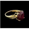 Image 2 : 9.92ct Ruby and Diamond Ring - 14KT Yellow Gold