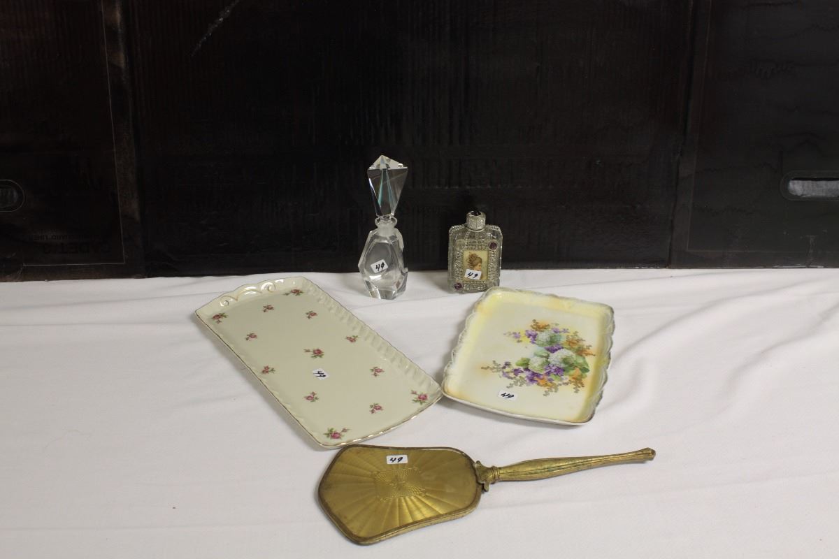 Dresser trays & Perfume bottles
