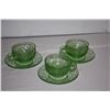 Image 1 : Green depression cups