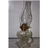 Image 1 : Finger footed kerosene lamp