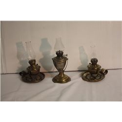 Gimbal ship lanterns