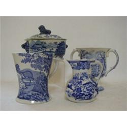 A PEARLWARE SAUCE TUREEN, early 19th Century, lion finial, transfer oriental pagoda and boating s...