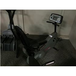 LIFE FITNESS 9500HR RECUMBENT BIKE