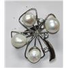 Image 2 : CLOVER SHAPE WHITE PEARL AND CZ BROOCH