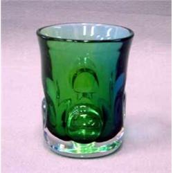 GLASS 1, VAS, USTVÄNGD, DEKOR AV RINGAR I RELIEF, GRÖNT UNDERFÅNG, SIGN. WÄRFF, KOSTA 46455, H16,…